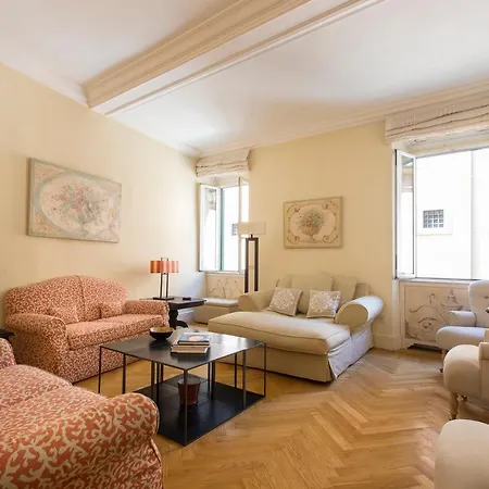 Via Giulia By Onefinestay *